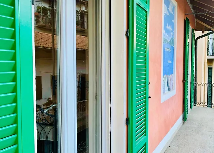 Semesterbostad La Ca Rosa *